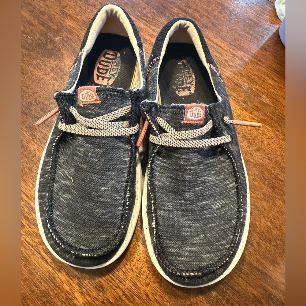 Hey Dude Wendy Youth Jersey in Black size 2